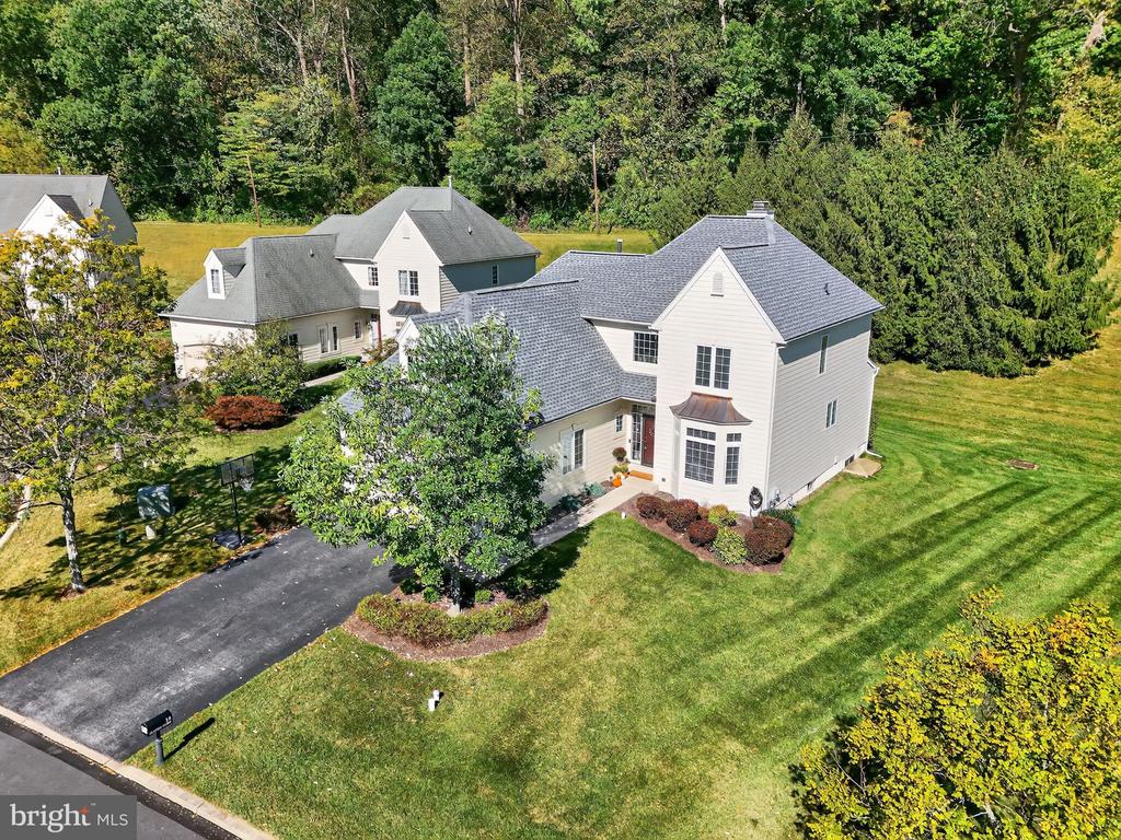 14 CLAYTON COURT
