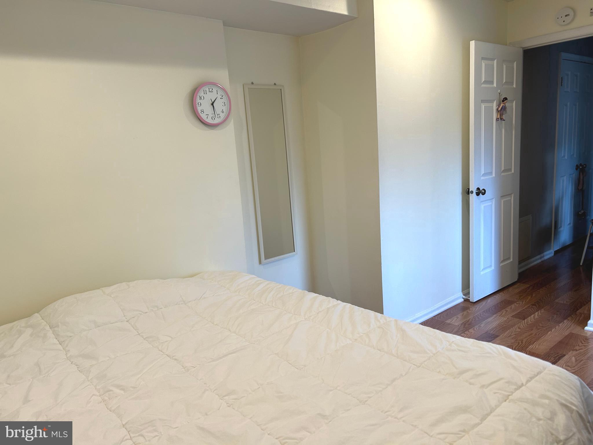 910 MOUNTAINVIEW DRIVE 910