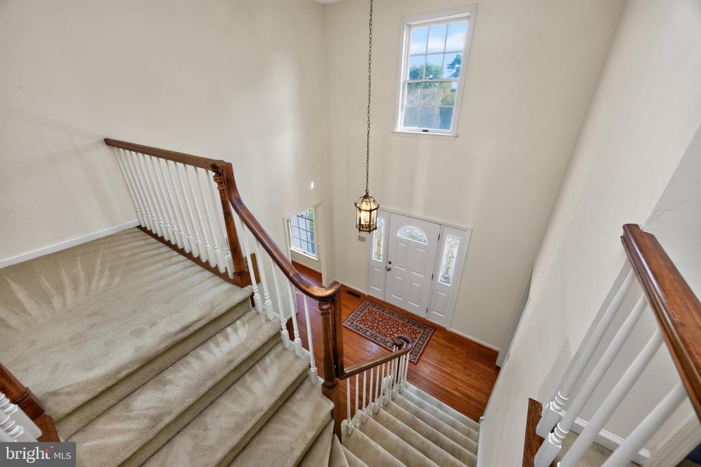1671 BOW TREE DRIVE