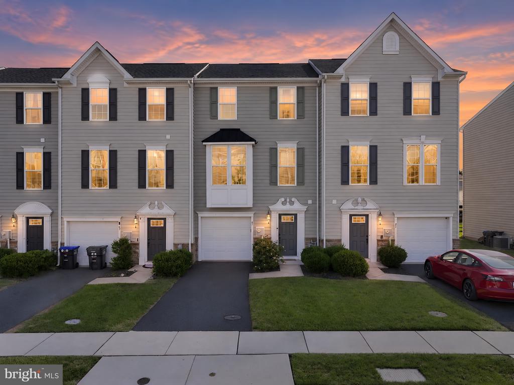 47 JEFFERSON DRIVE