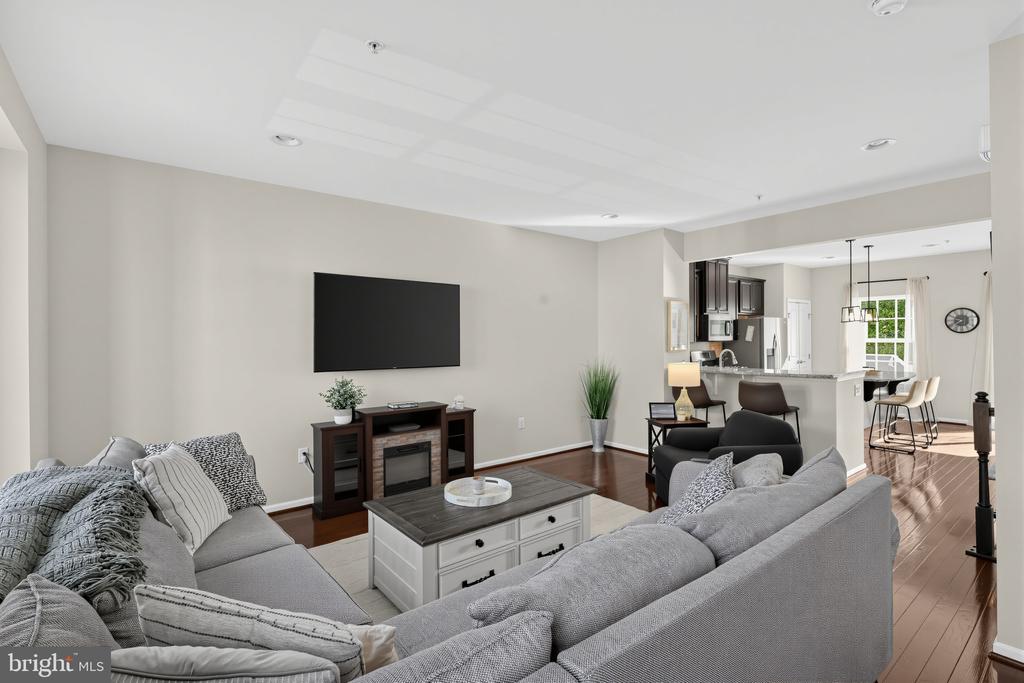 47 JEFFERSON DRIVE