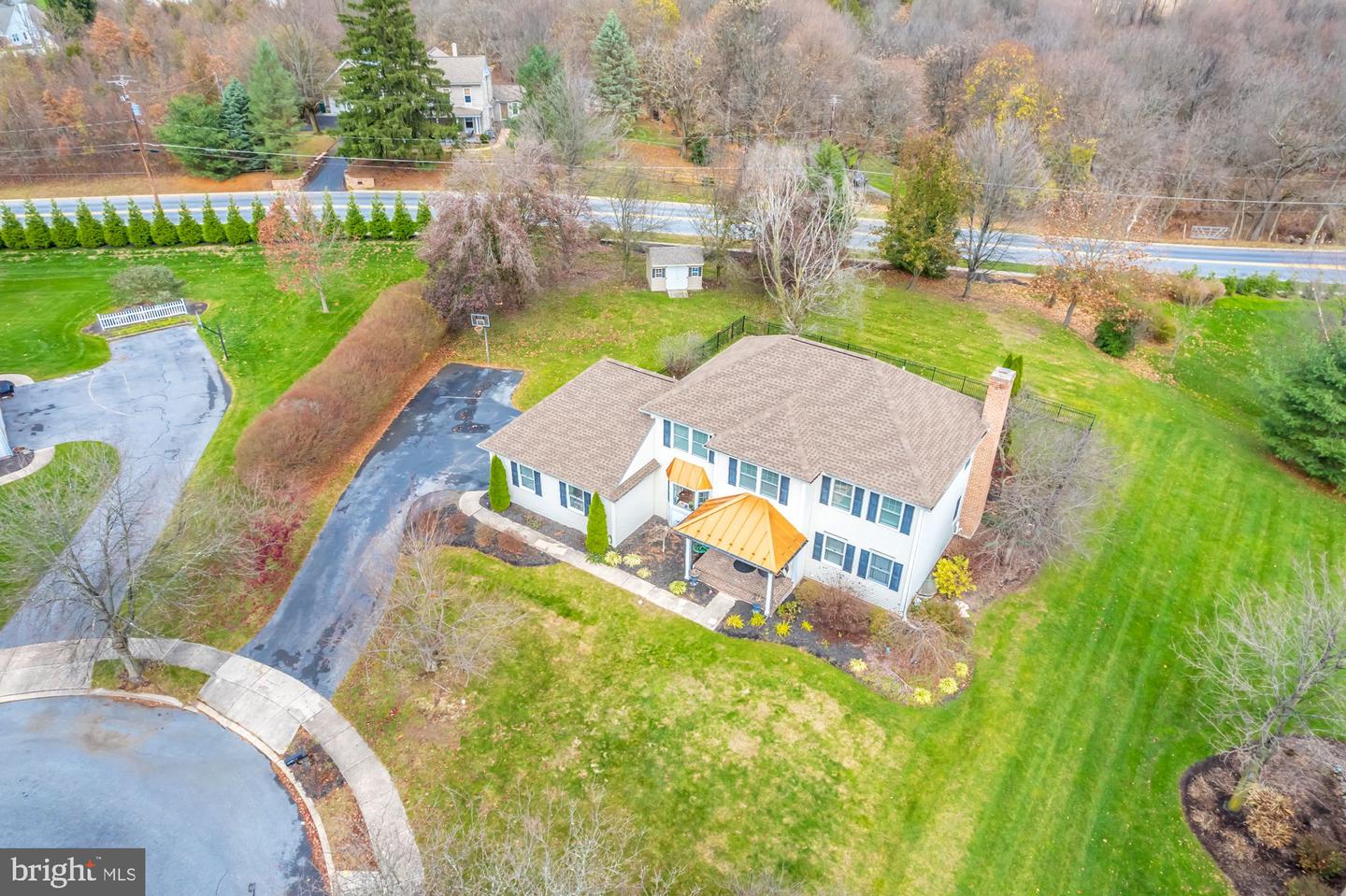 216 Sawleaf Cir