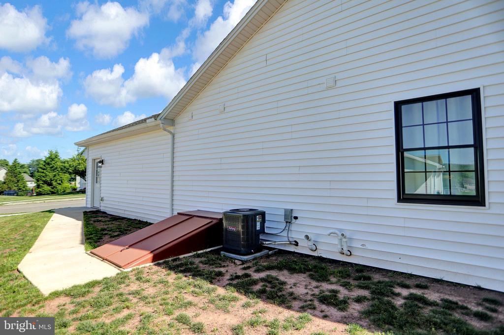 9 Birch Ave