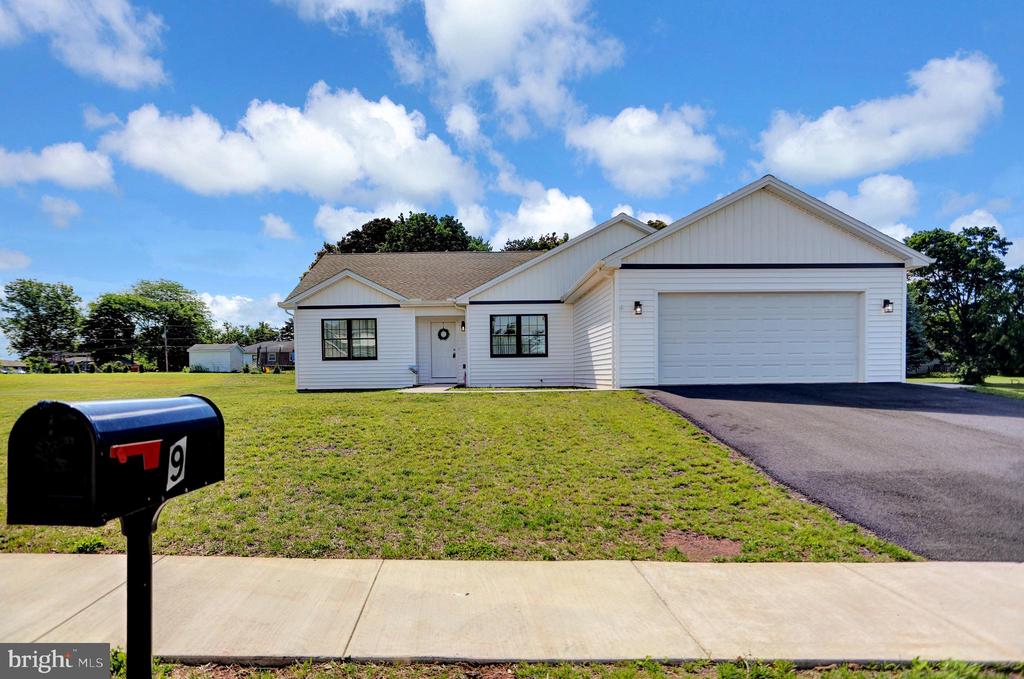 9 Birch Ave