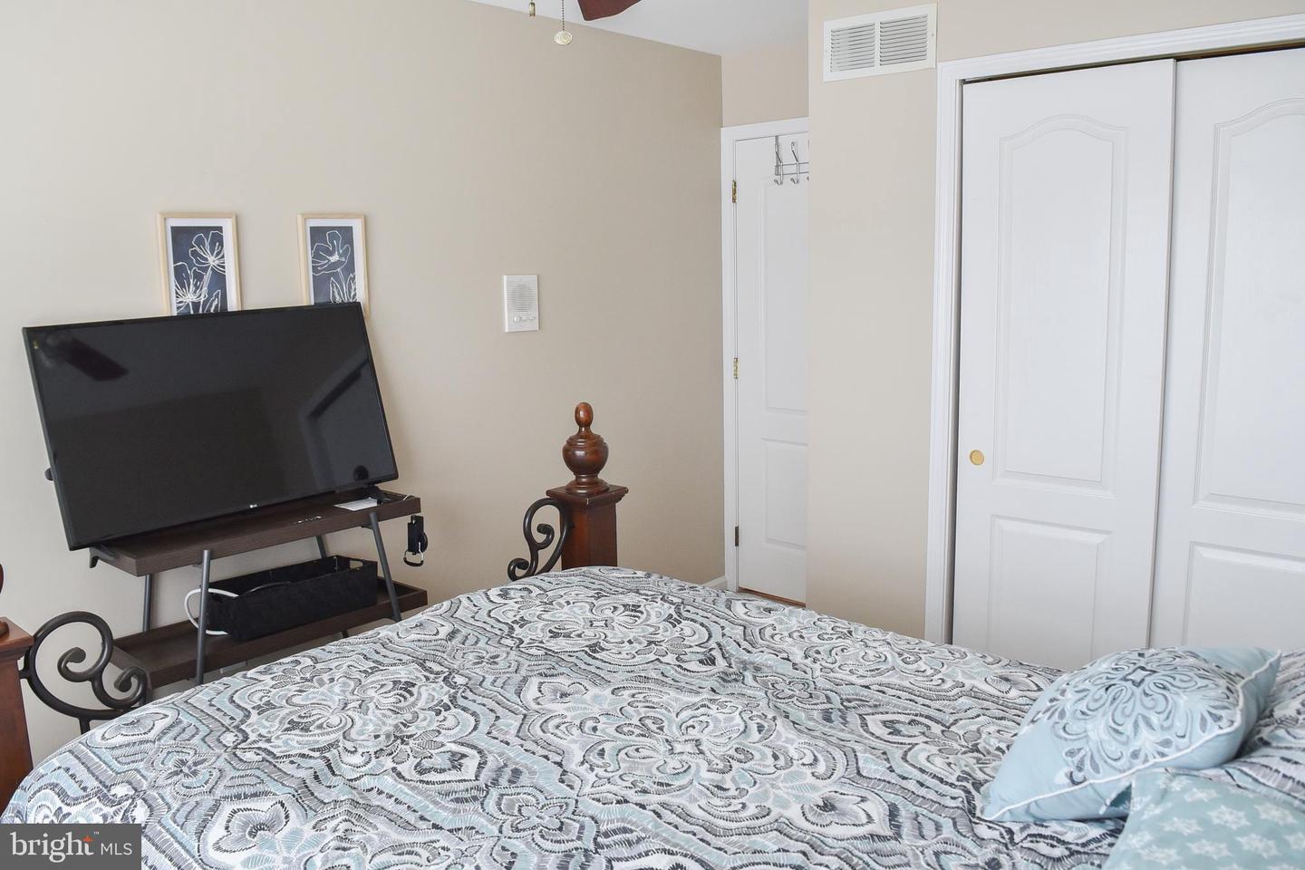651 Acer Ave
