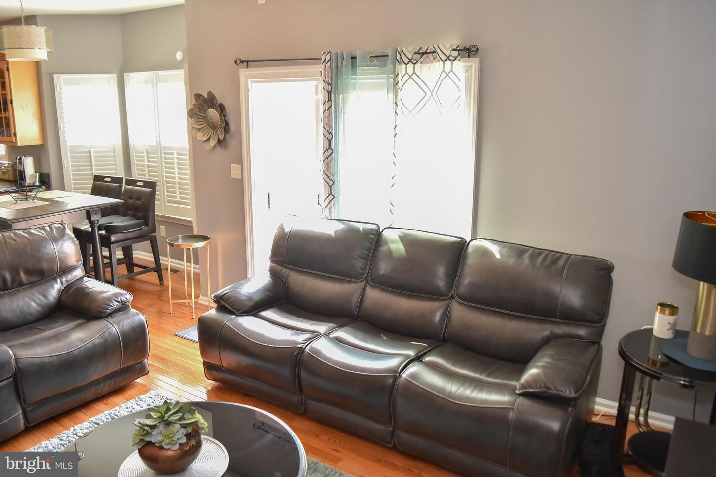651 Acer Ave