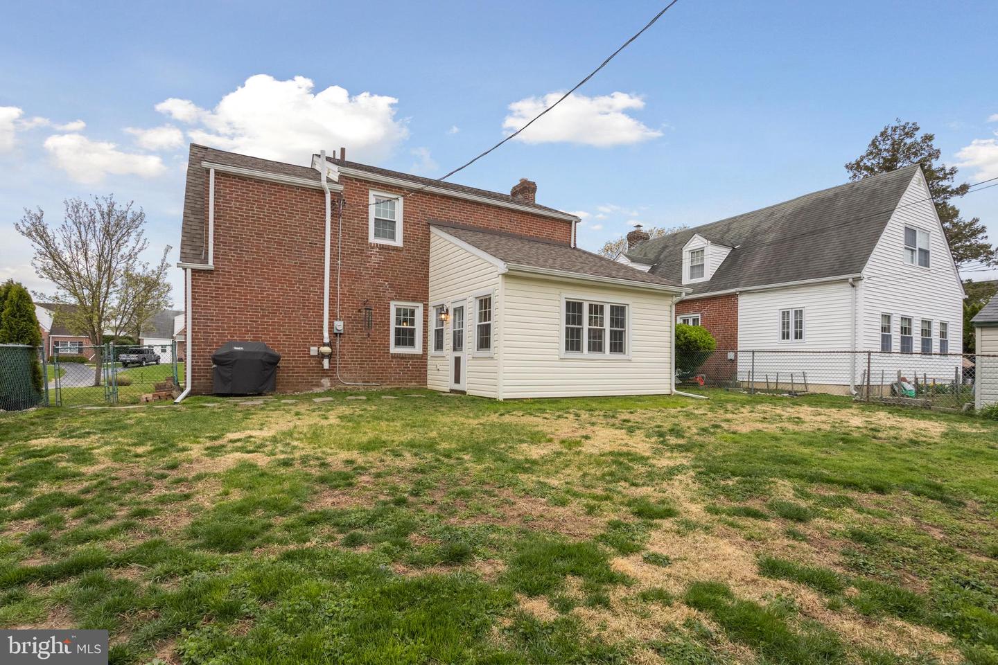206 Ivy Rock Ln