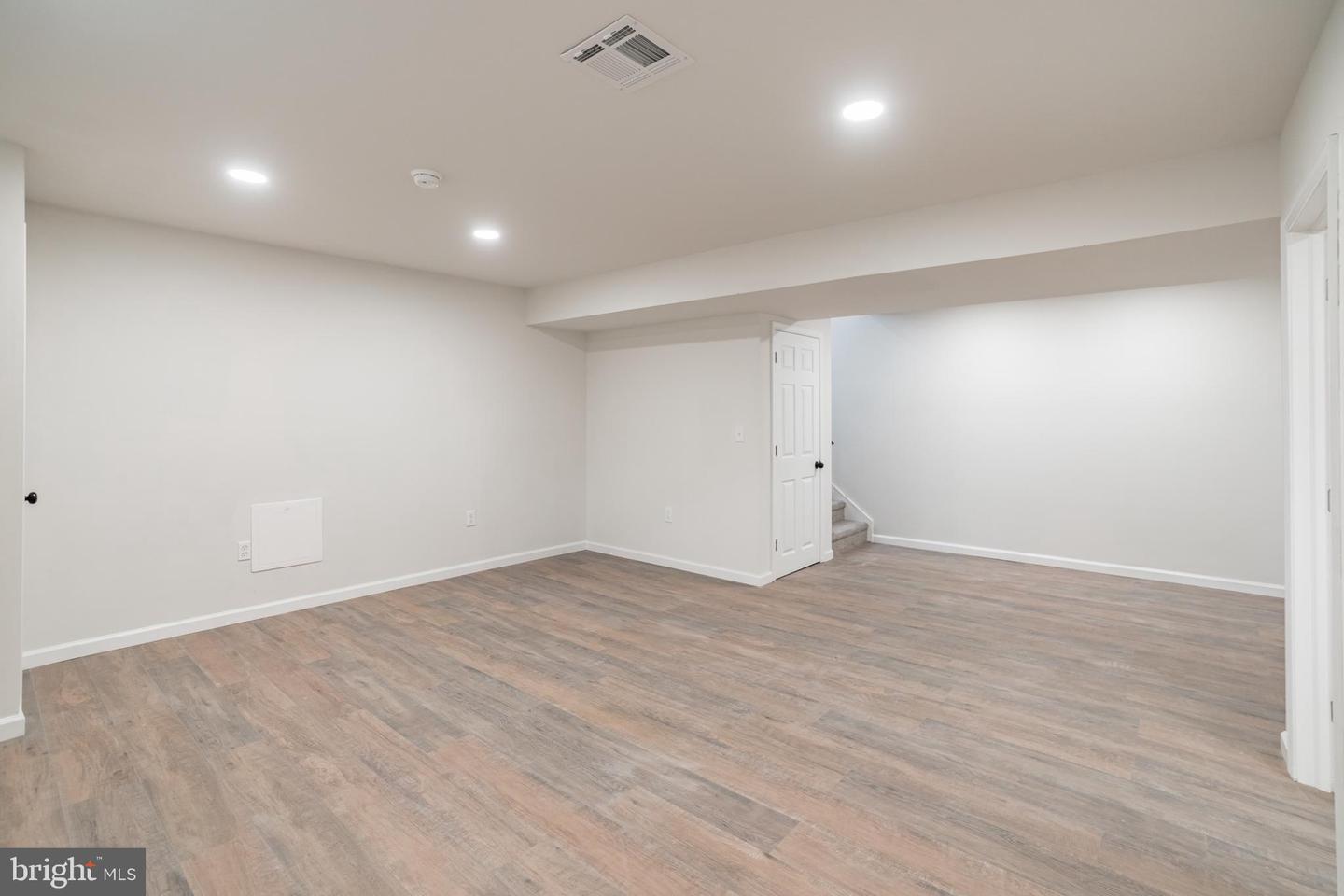 1028 Andrews Ave