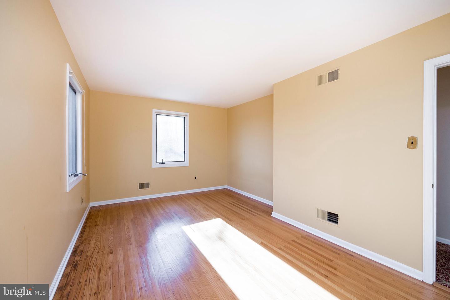 219 Jeffrey Ln