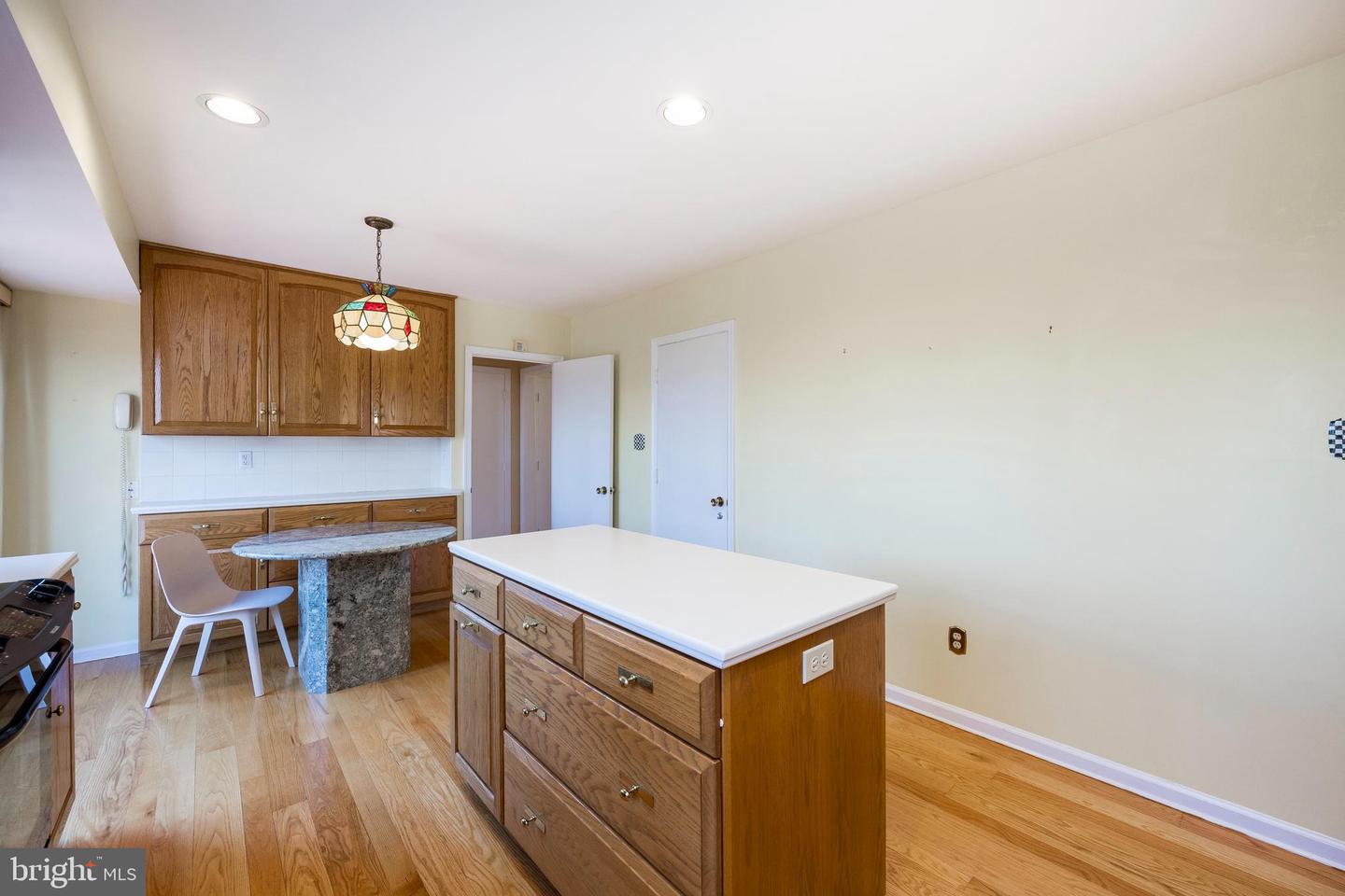219 Jeffrey Ln