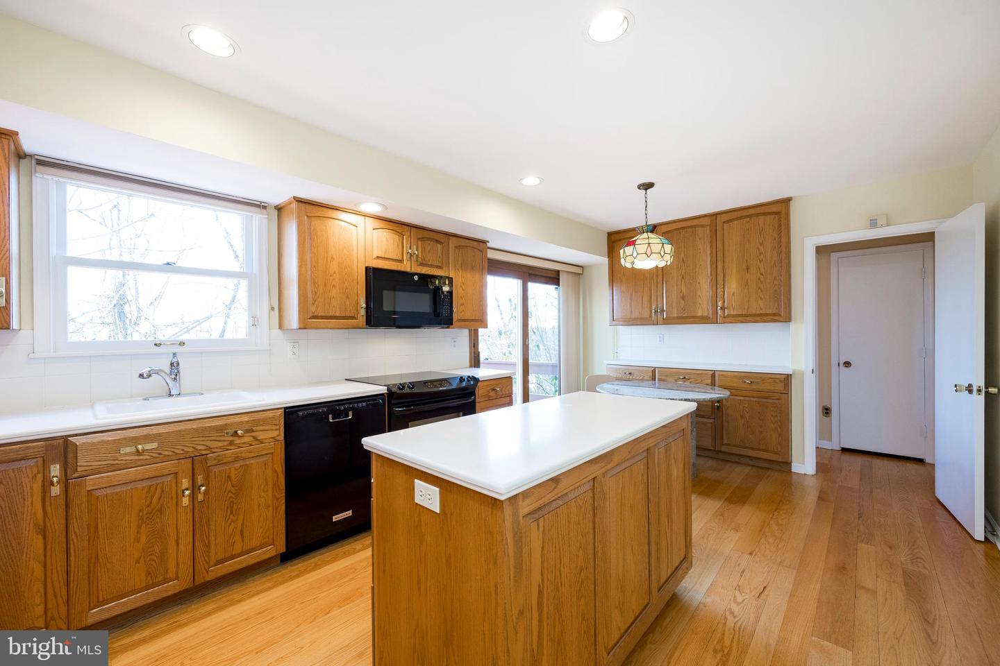 219 Jeffrey Ln