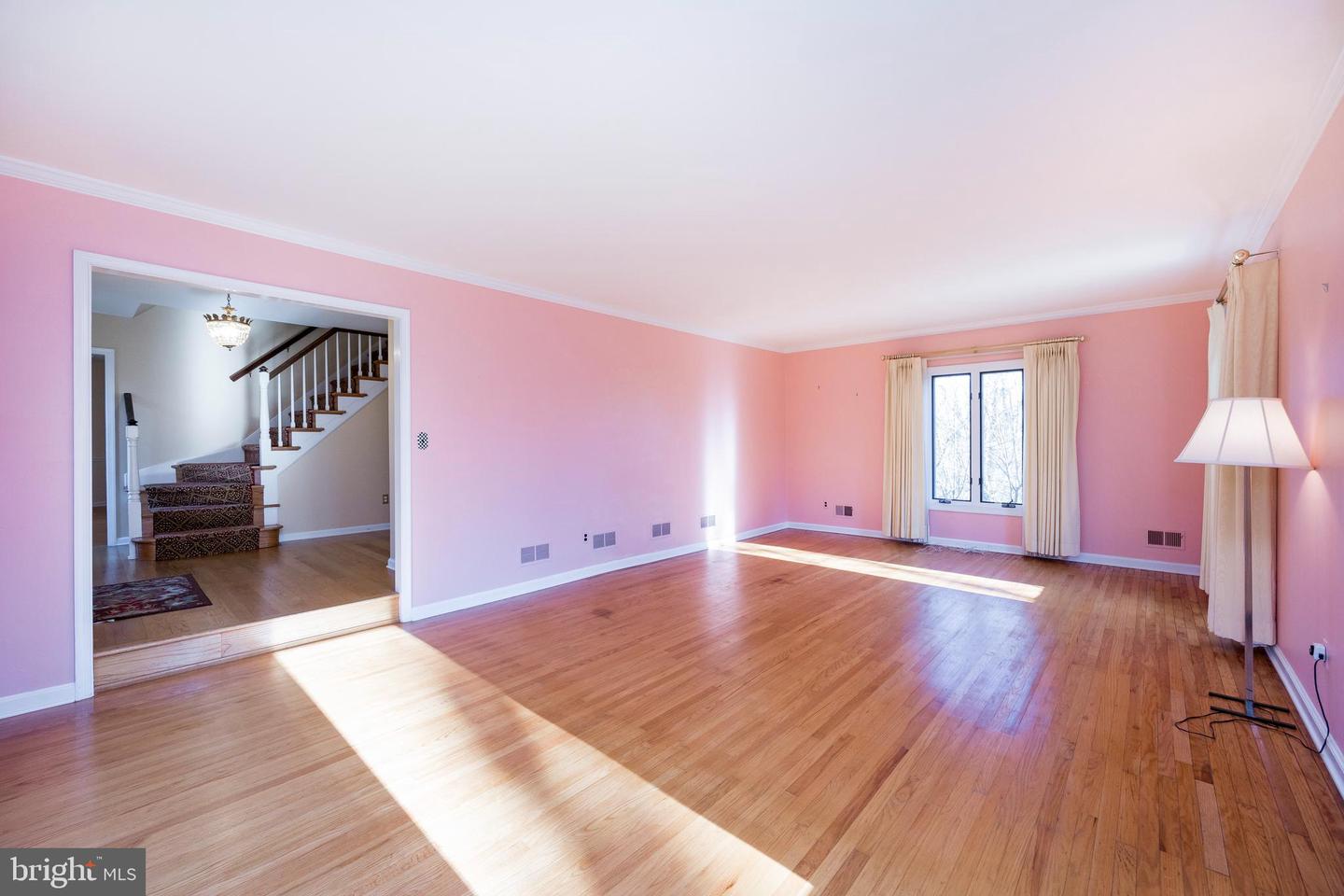 219 Jeffrey Ln