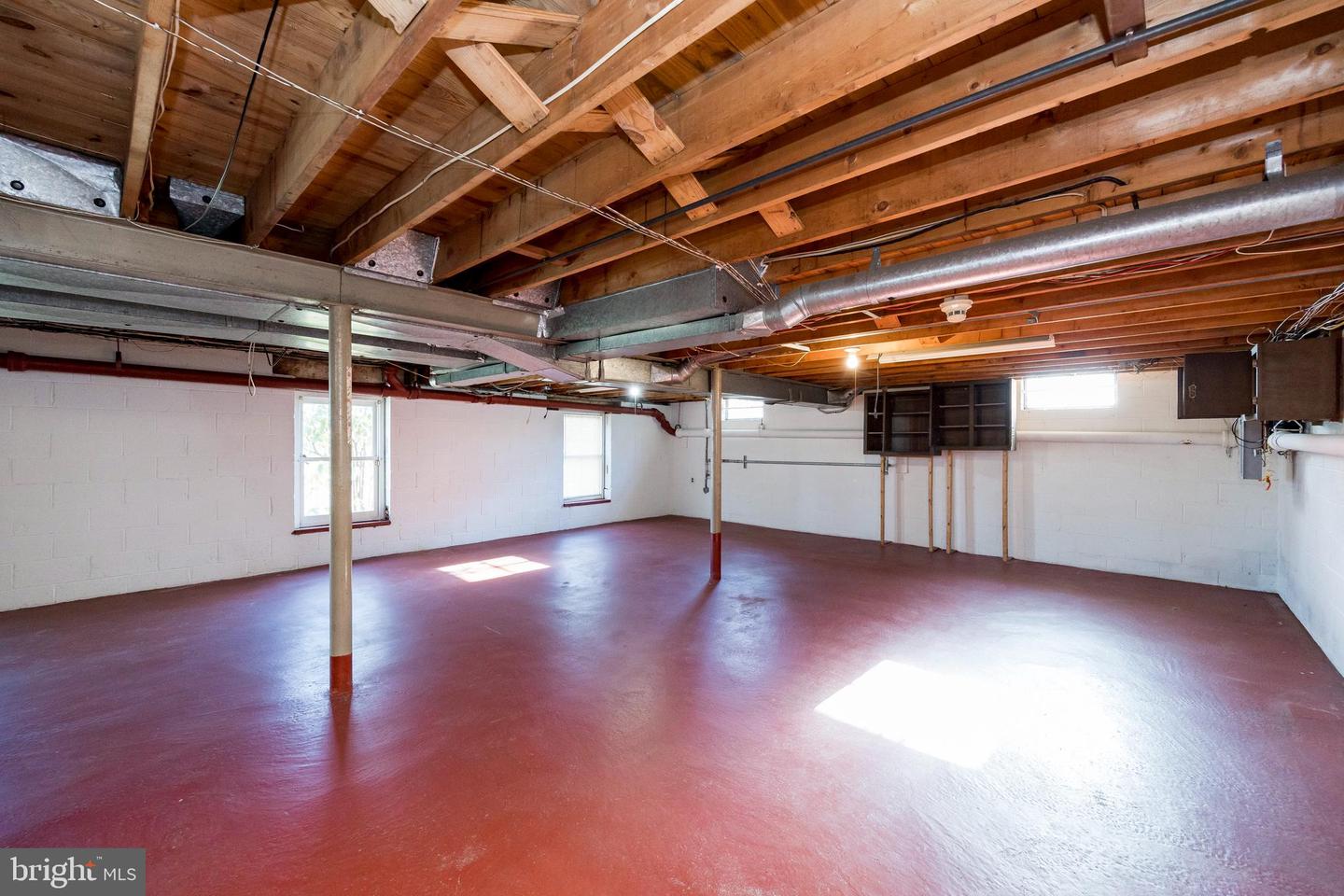 219 Jeffrey Ln