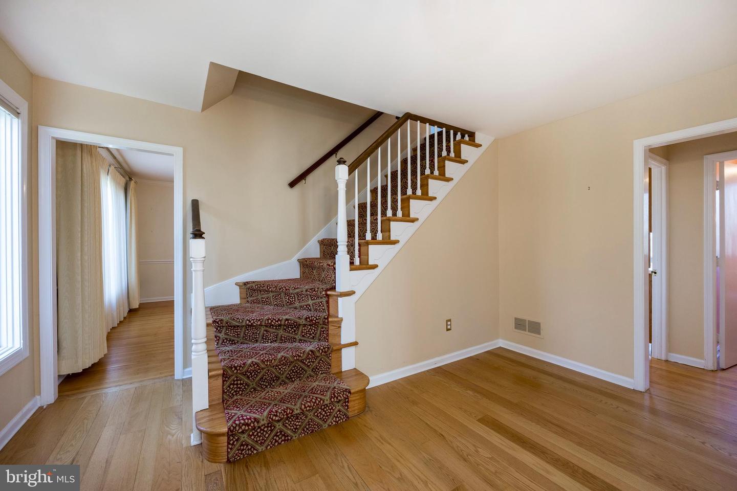 219 Jeffrey Ln