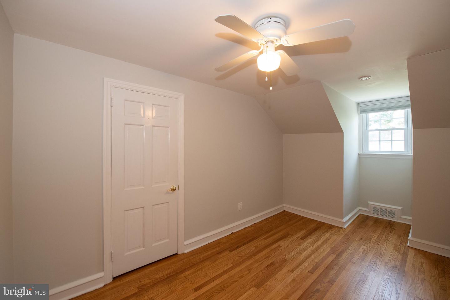 9 Arbor Lea Rd