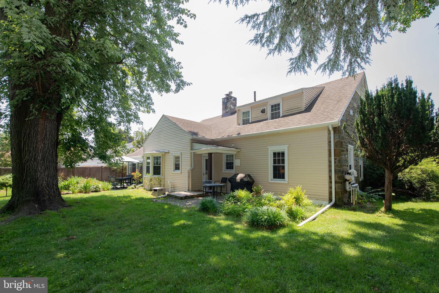 9 Arbor Lea Rd