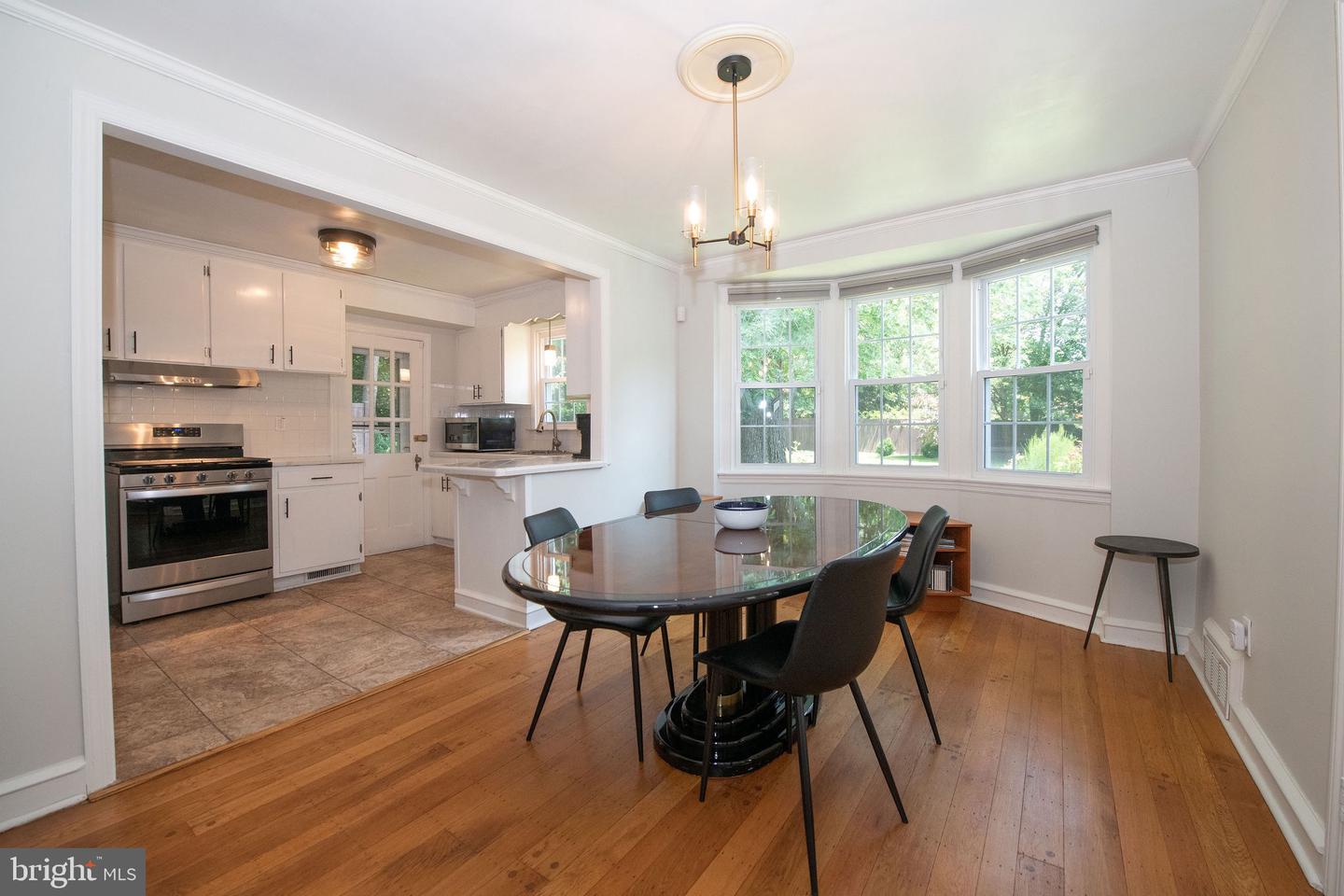 9 Arbor Lea Rd