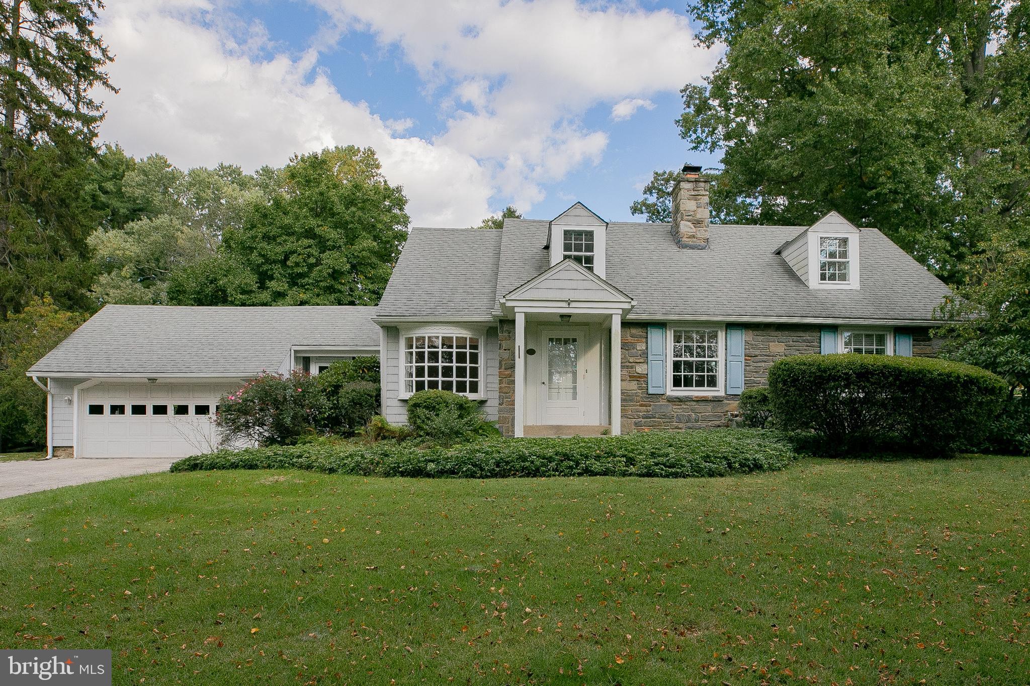 913 Drexel Ln