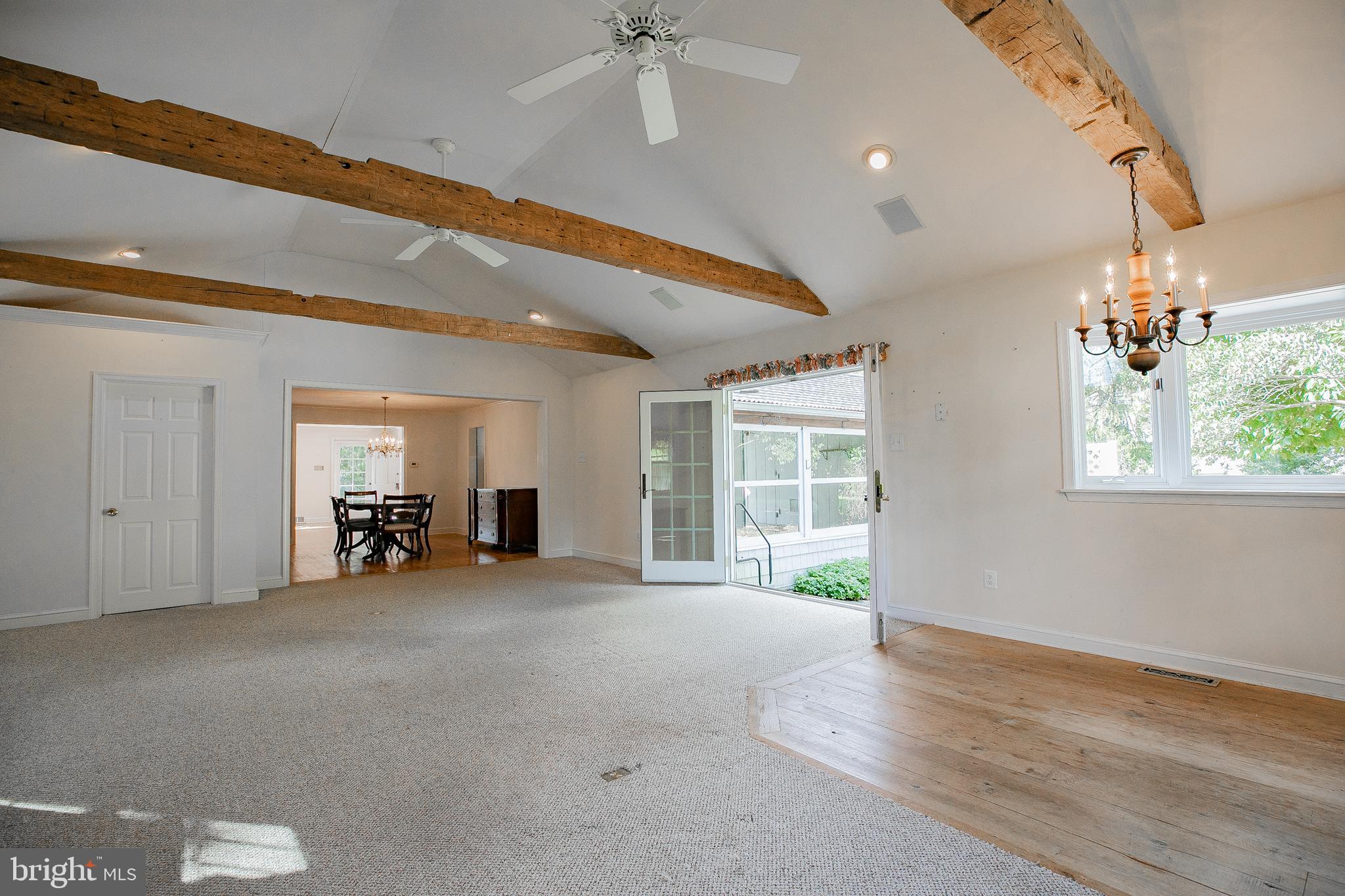 913 Drexel Ln