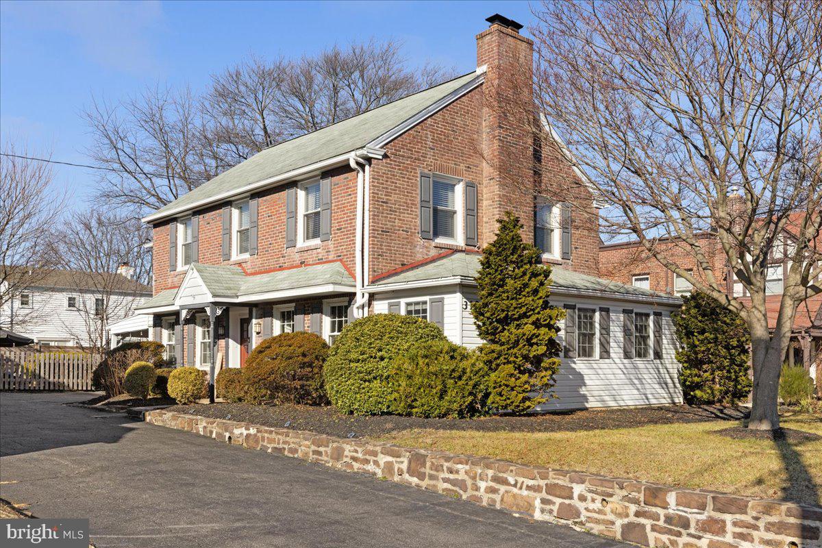 312 Lincoln Ave