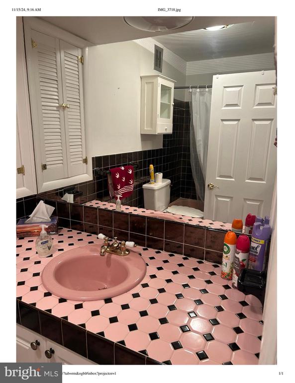 44 S Brookside Rd