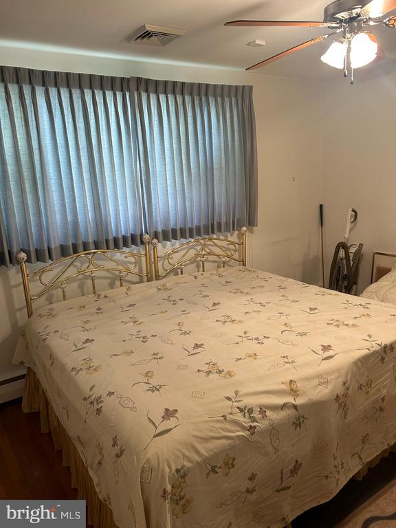 44 S Brookside Rd