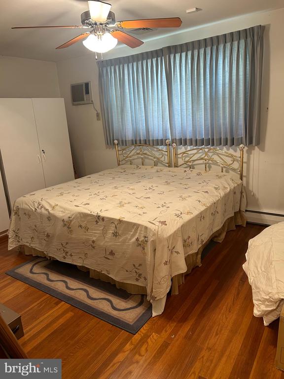 44 S Brookside Rd