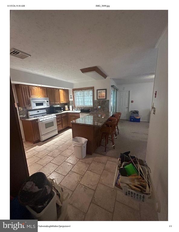 44 S Brookside Rd
