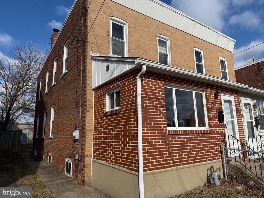 1314 E 11TH STREET