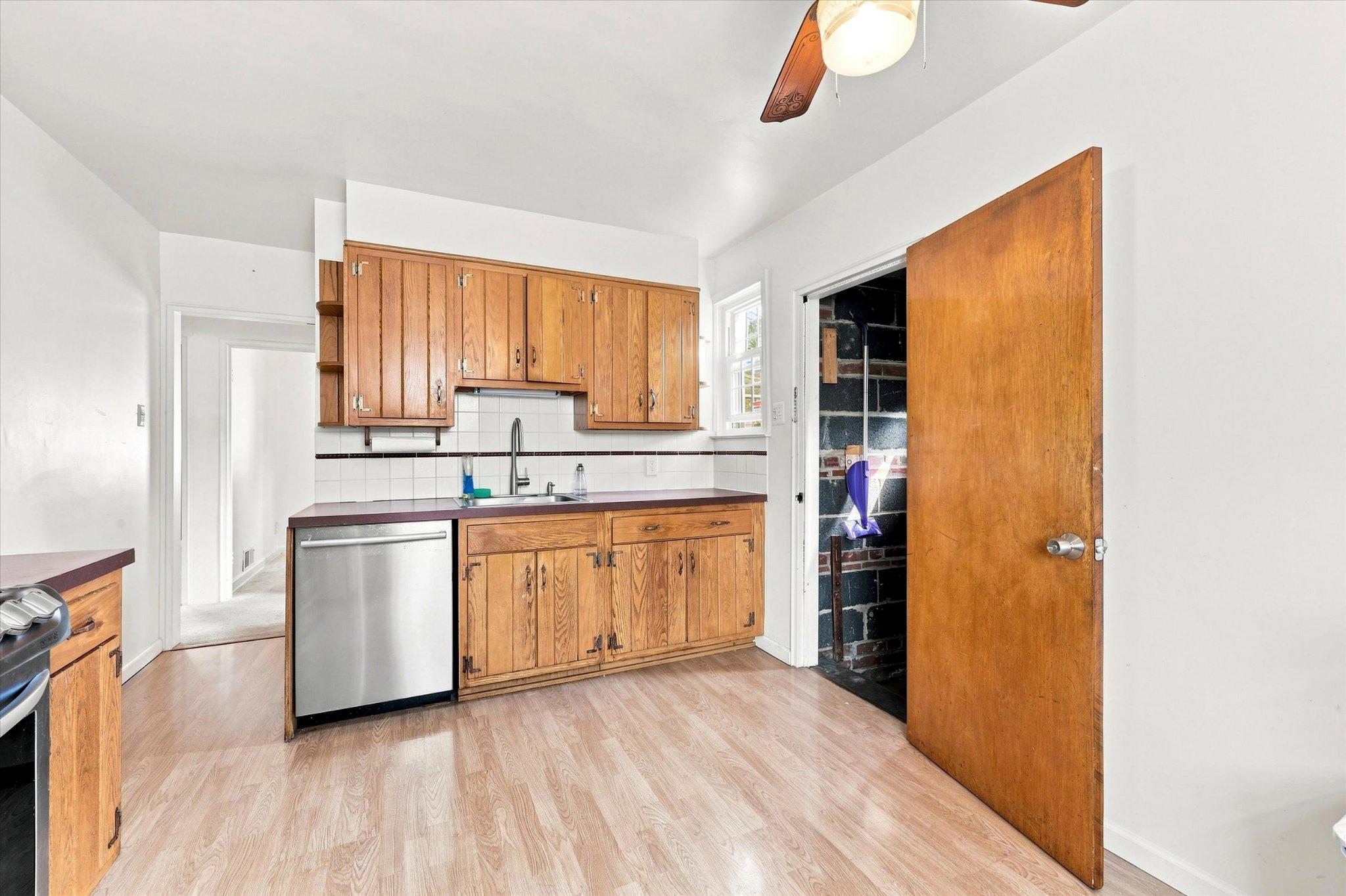 125 FOLCROFT AVENUE