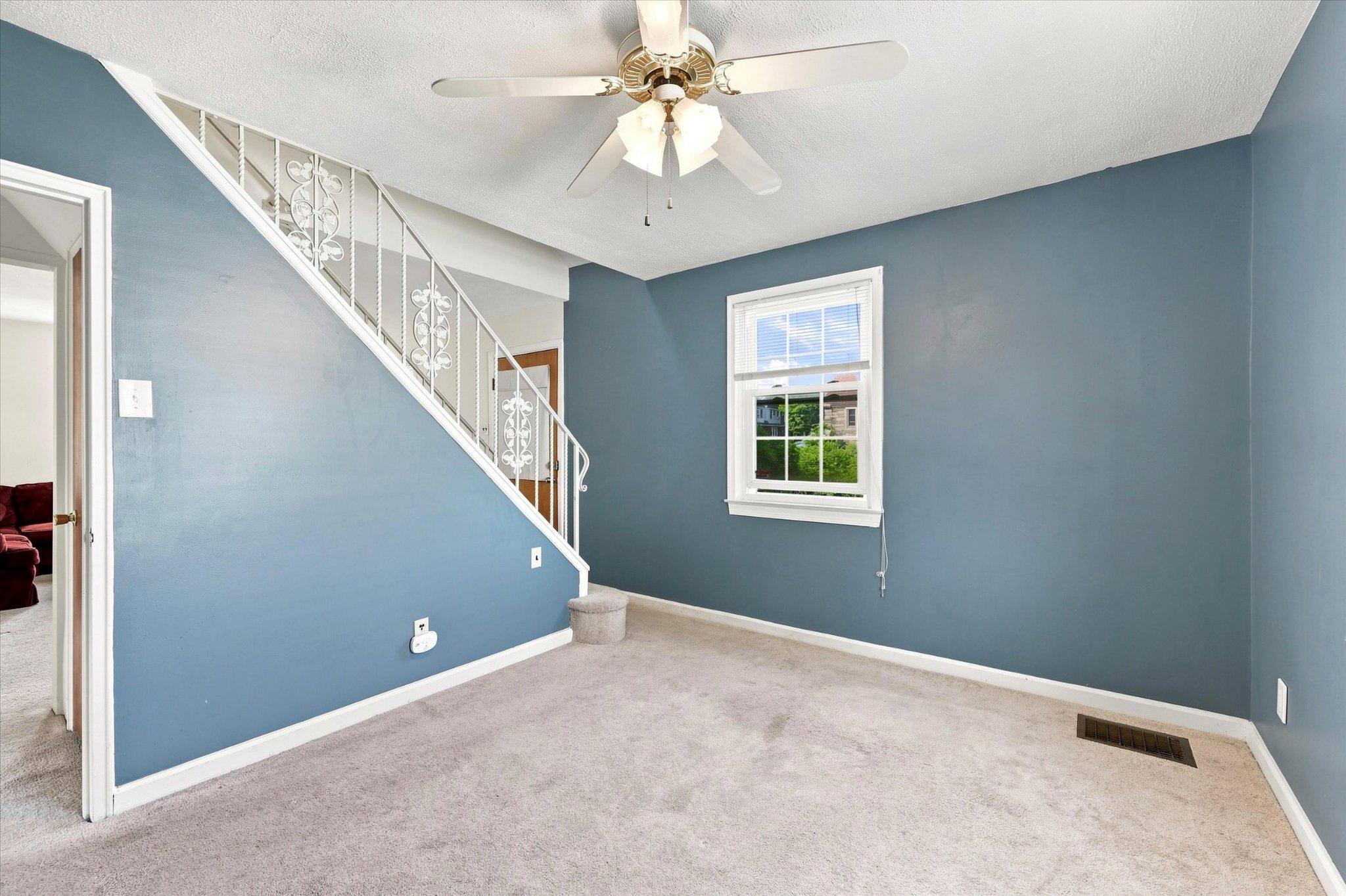 125 FOLCROFT AVENUE