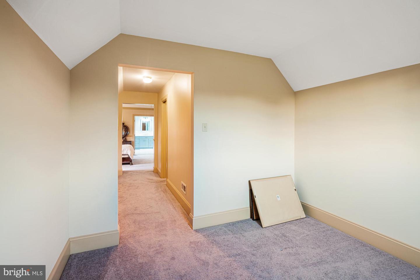 1451 Creek View Ln