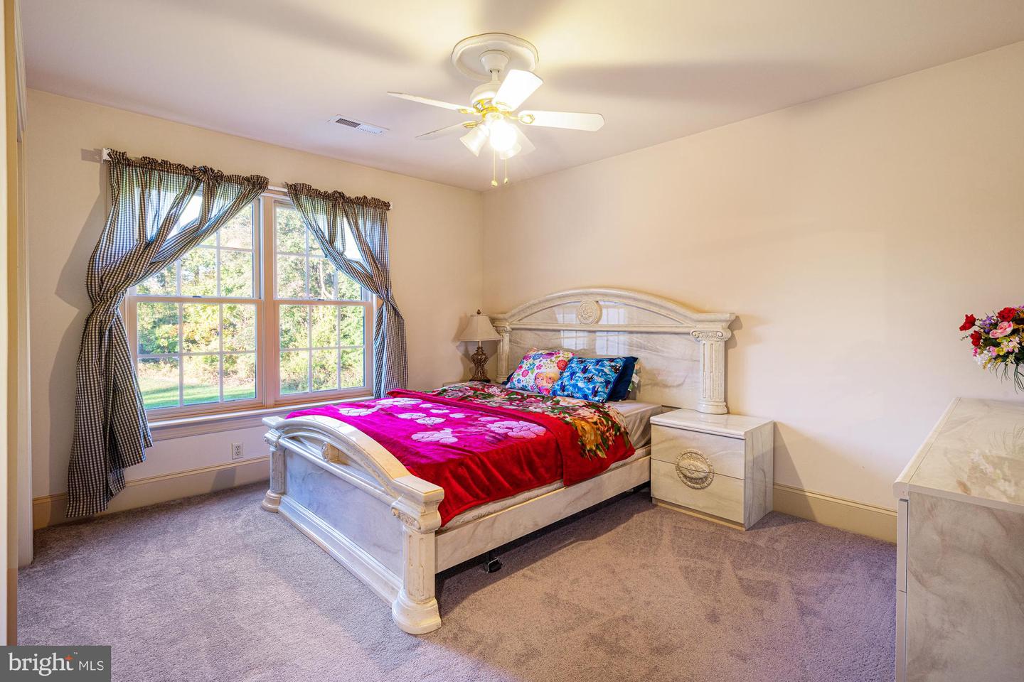 1451 Creek View Ln