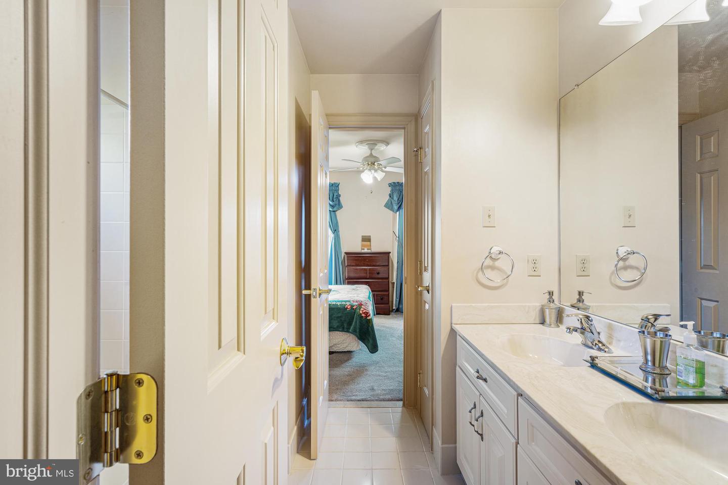 1451 Creek View Ln