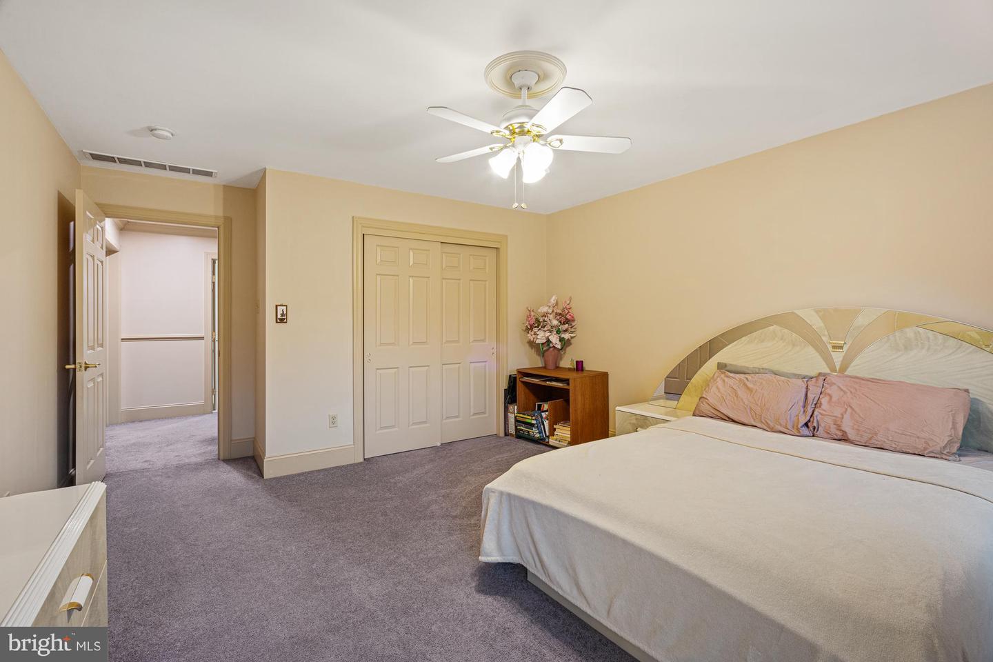 1451 Creek View Ln