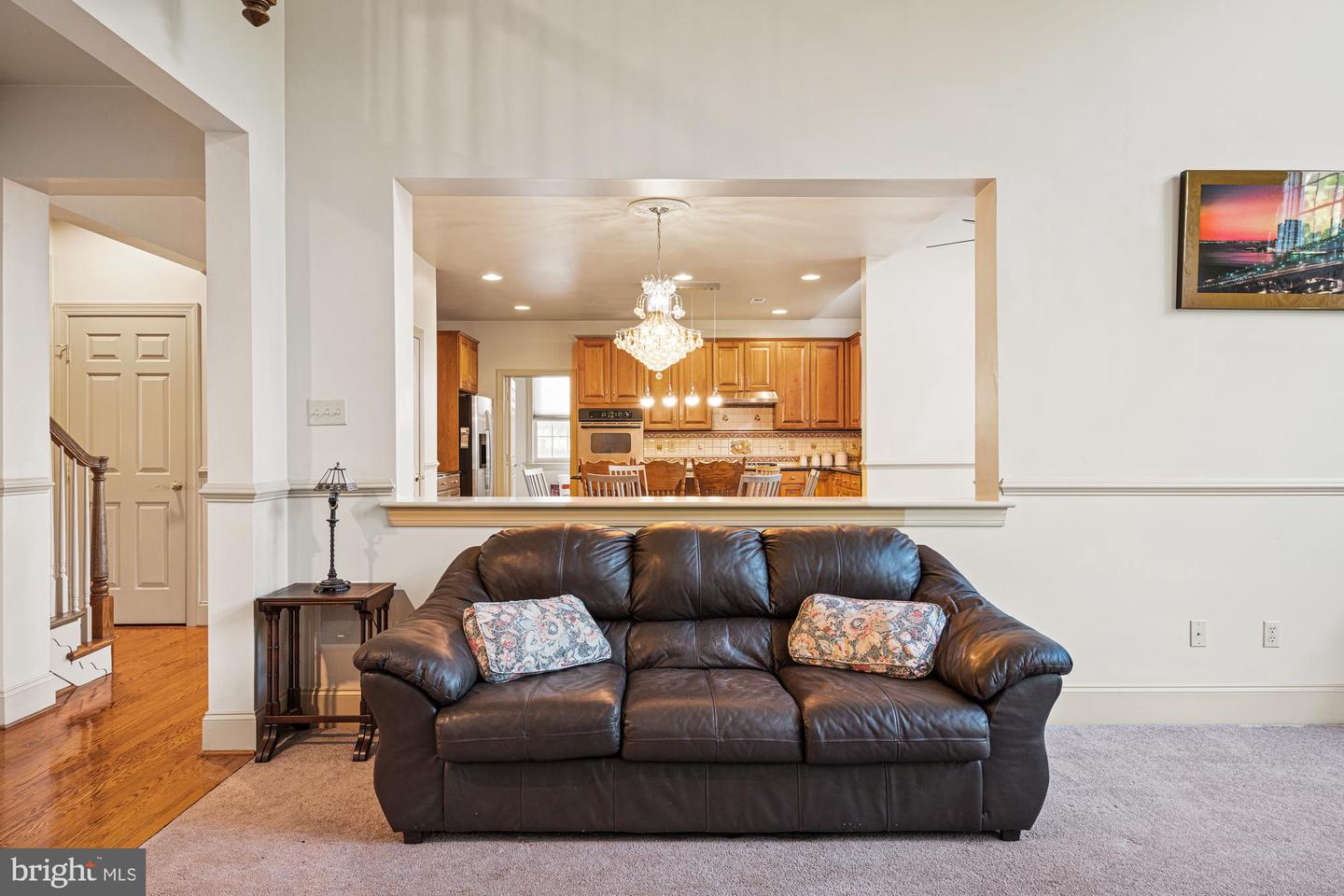 1451 Creek View Ln