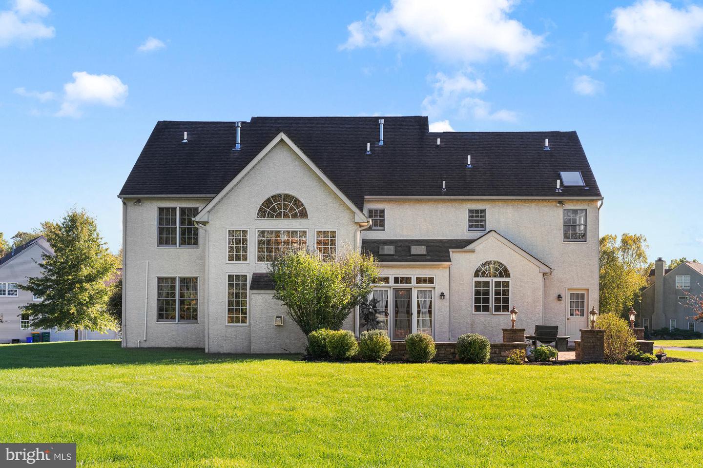 1451 Creek View Ln