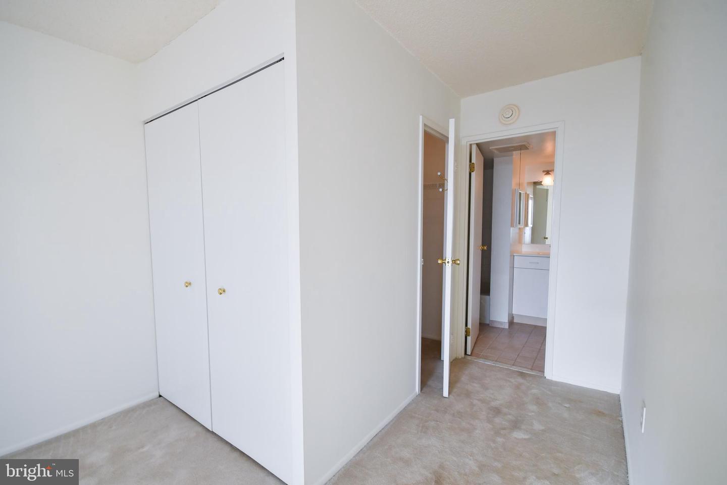 666 W Germantown Pike #1706