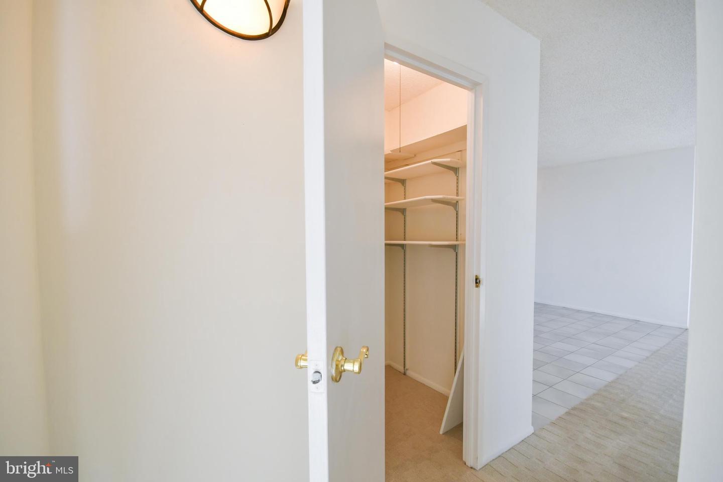 666 W Germantown Pike #1706