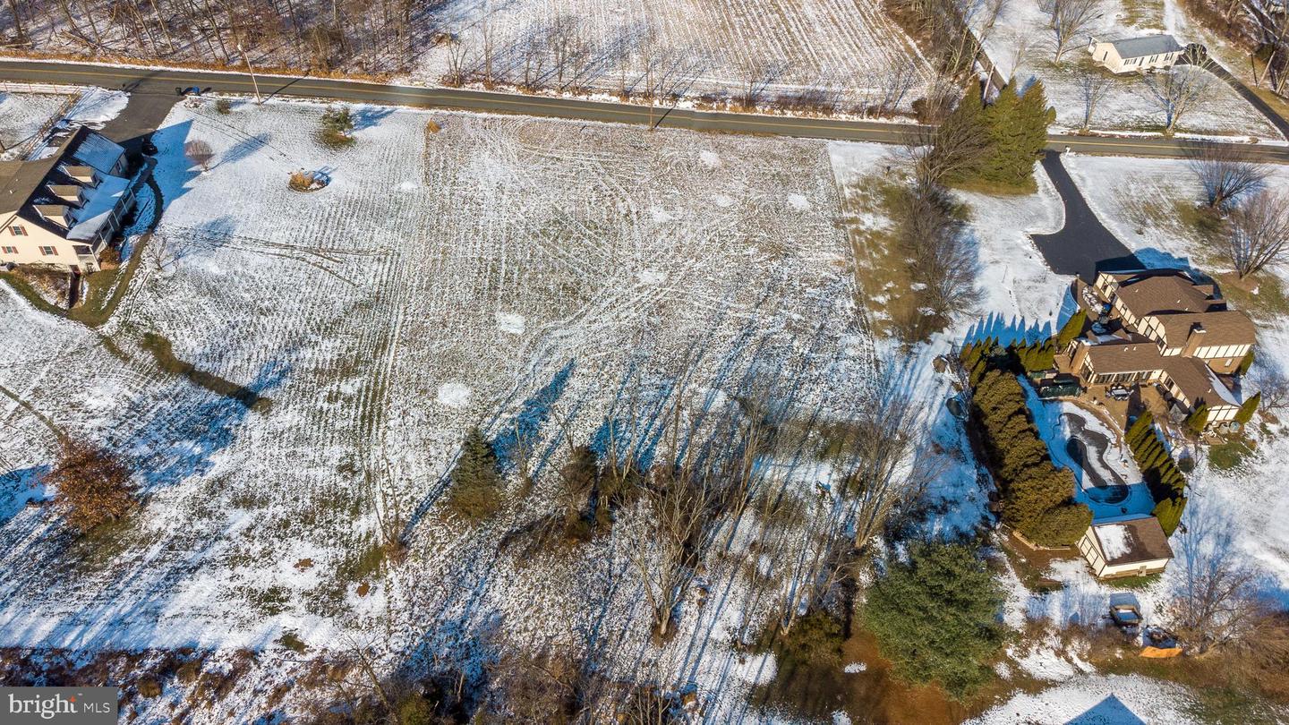 201 W Branch Rd