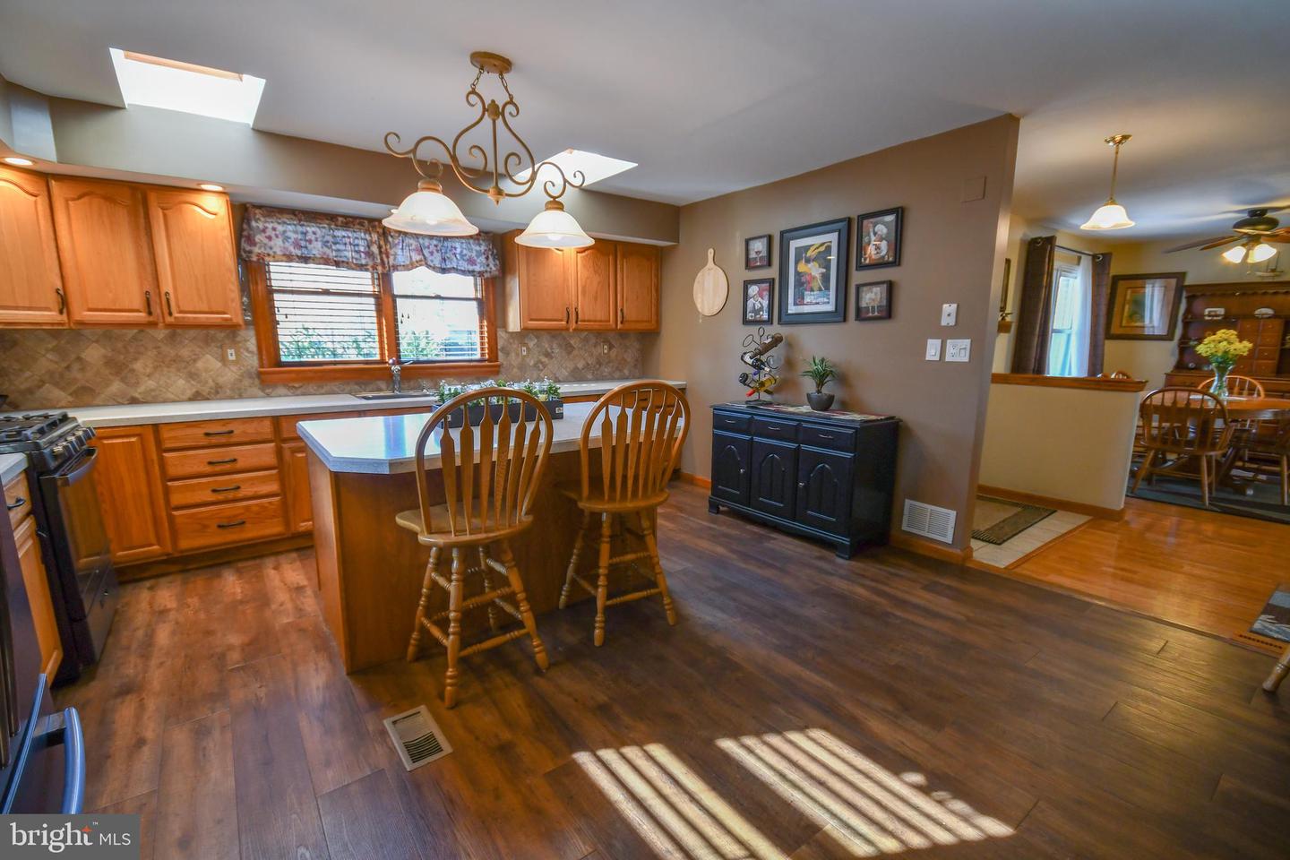 1533 Daws Rd