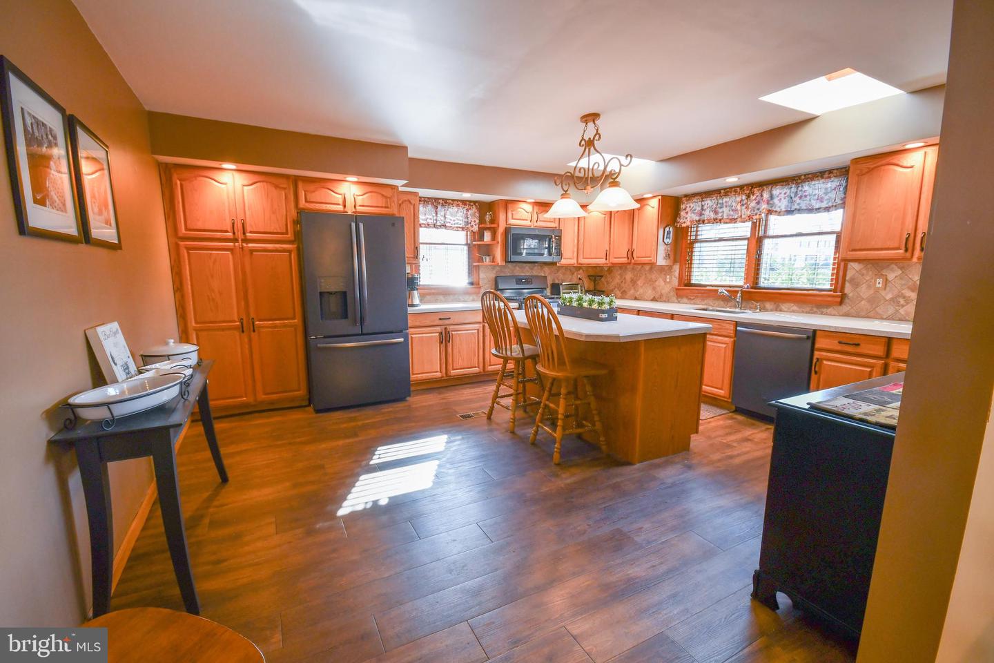 1533 Daws Rd