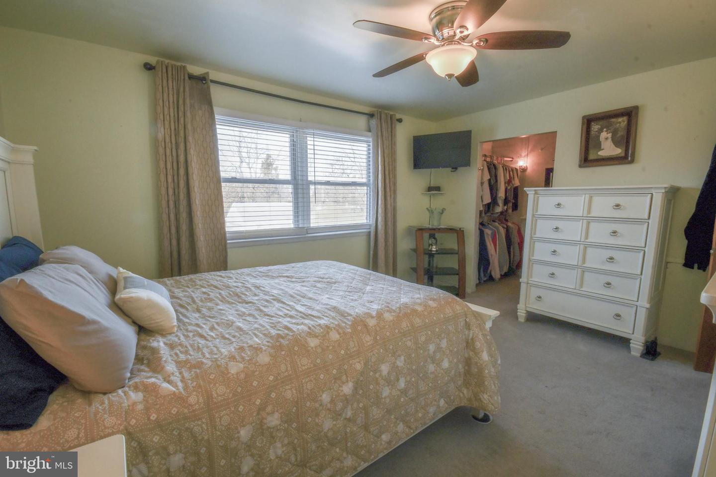1533 Daws Rd