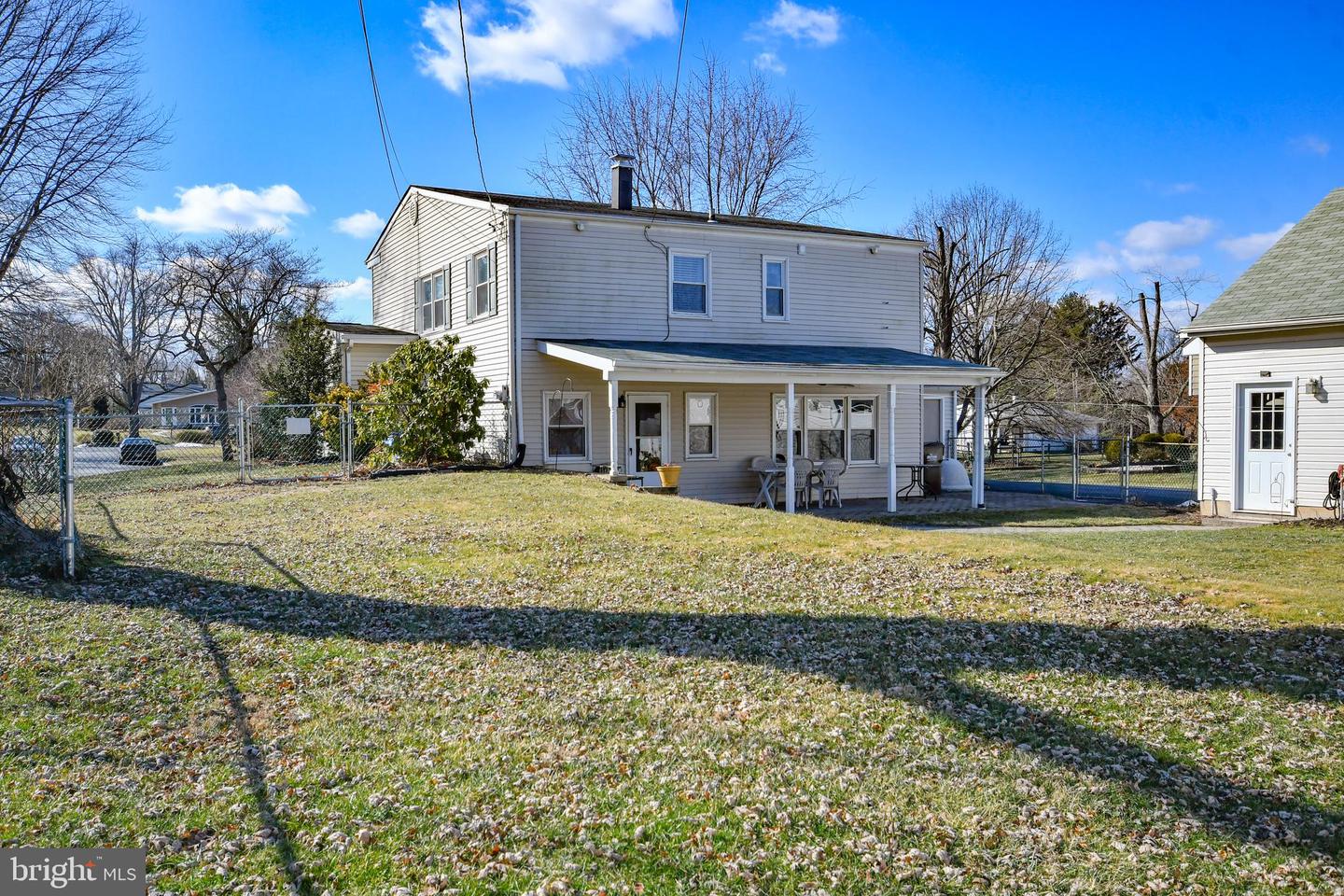 1533 Daws Rd