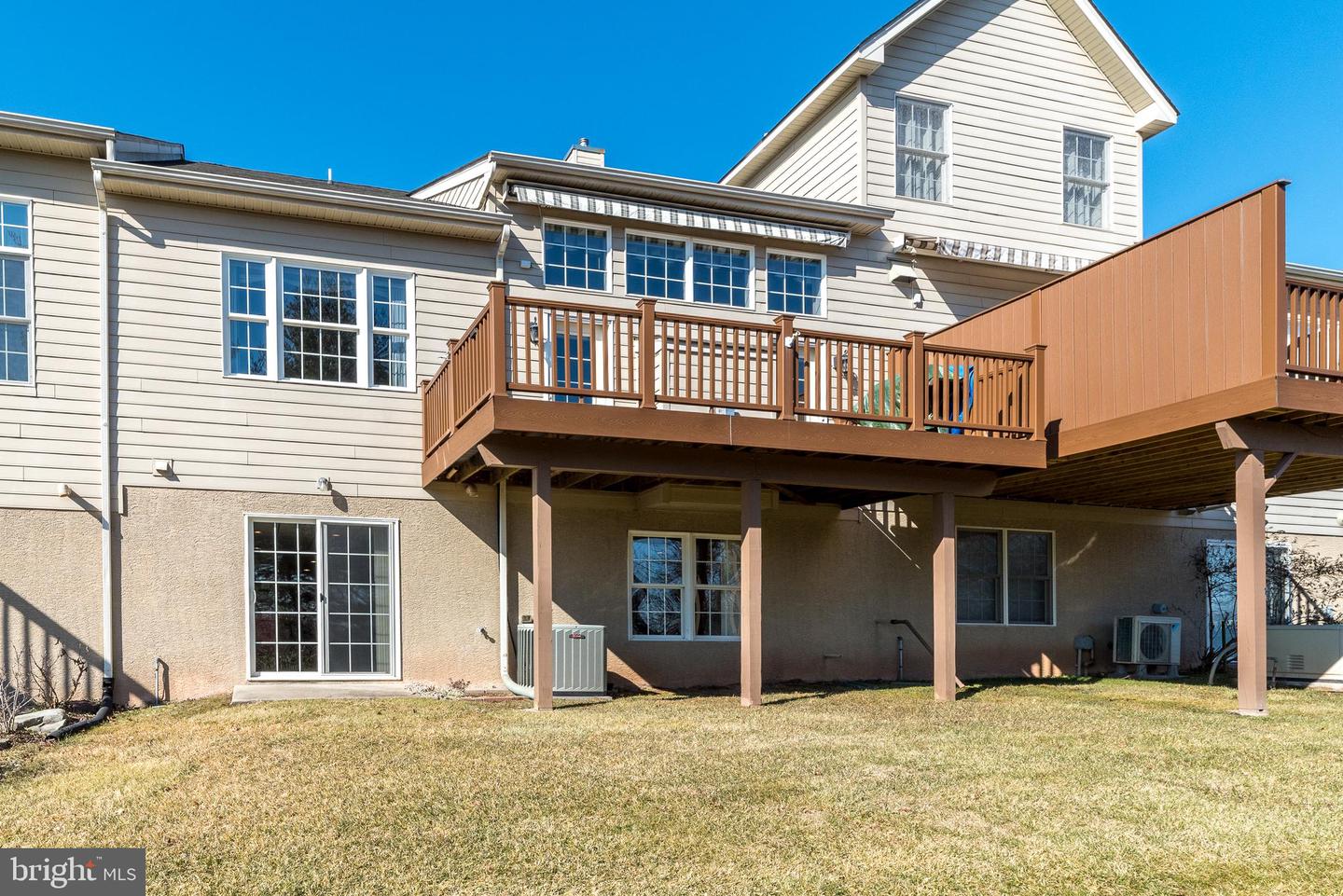 206 Caspian Ln