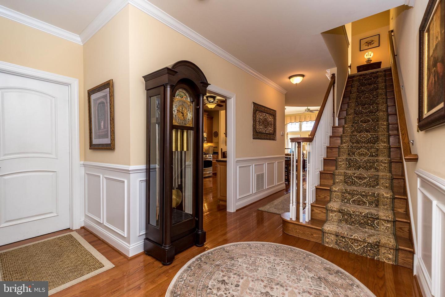 206 Caspian Ln