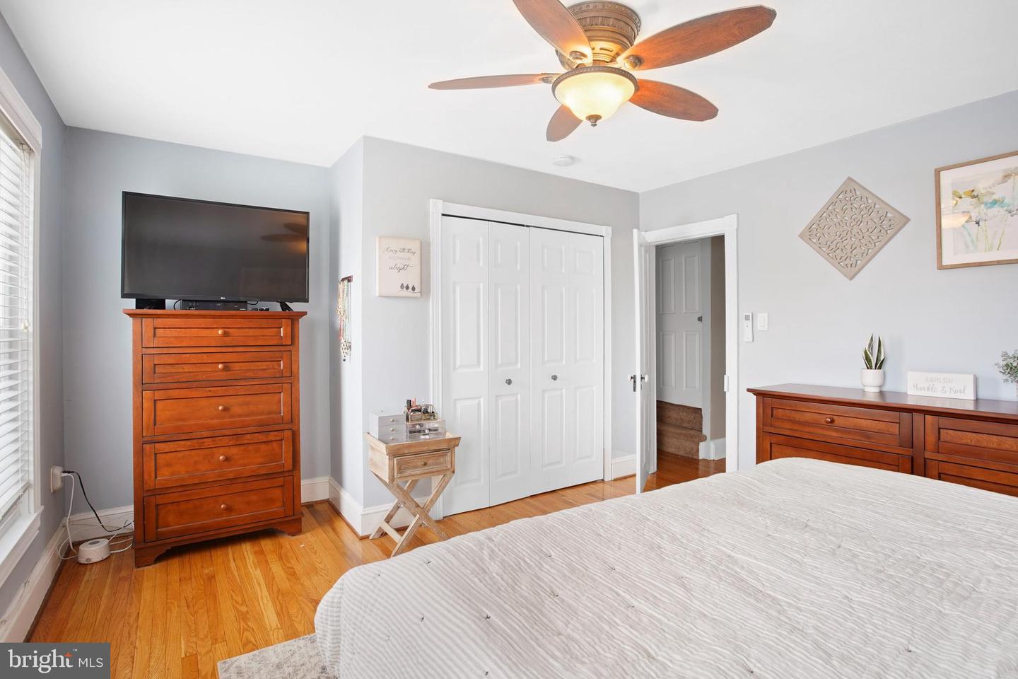 119 W 3rd Ave