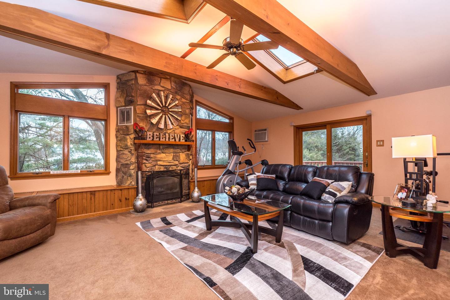 1751 Pulaski Dr