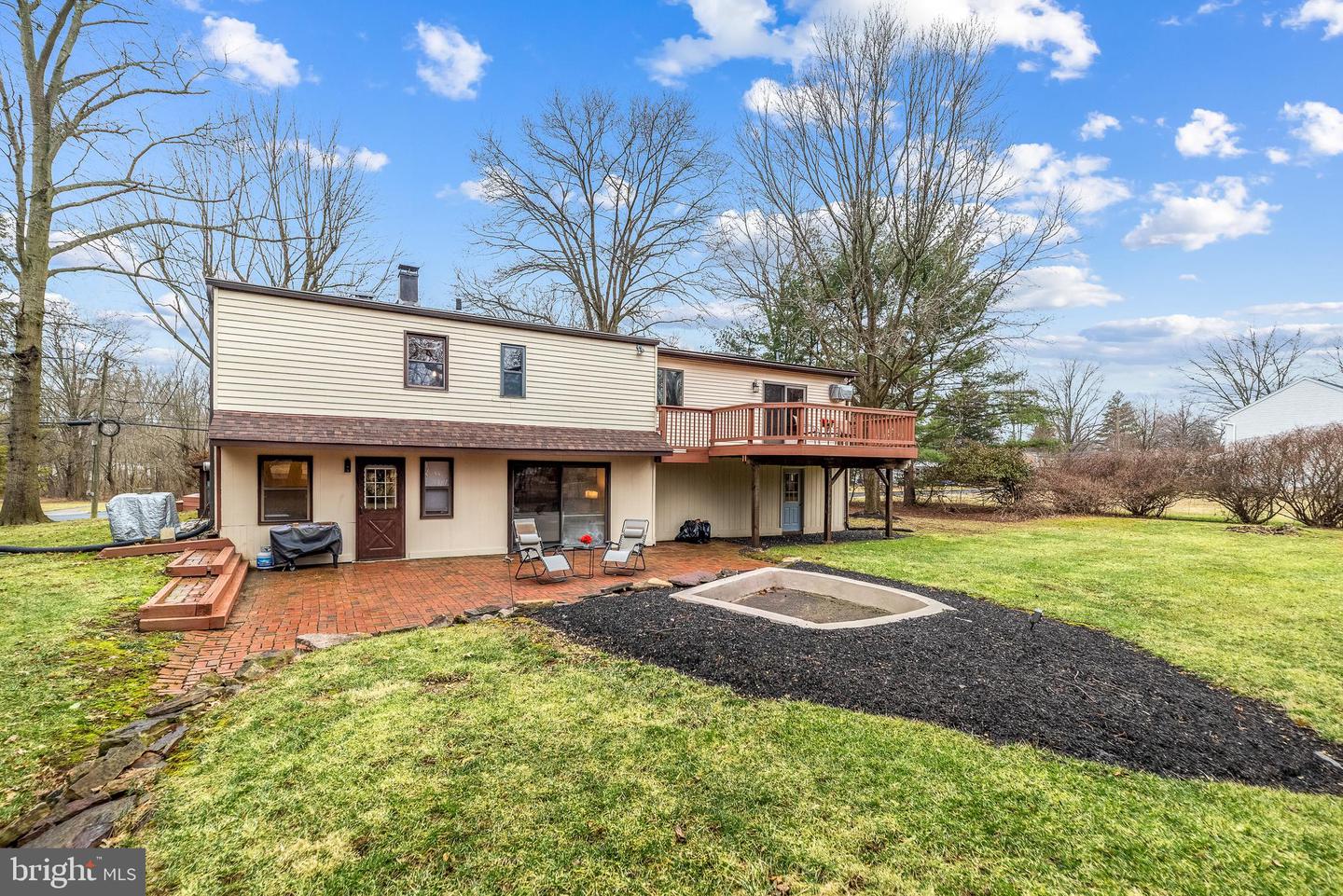 1751 Pulaski Dr