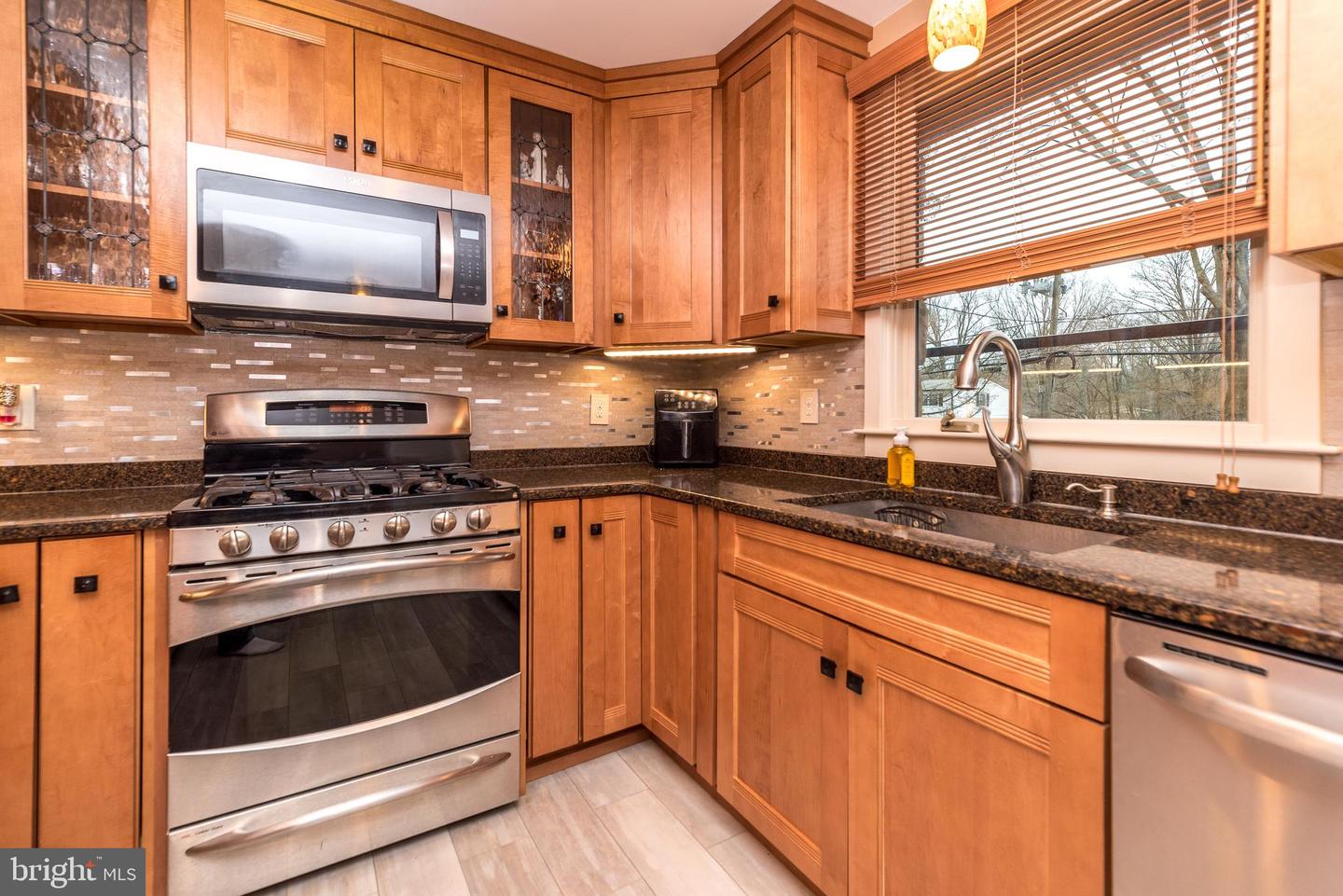 1751 Pulaski Dr